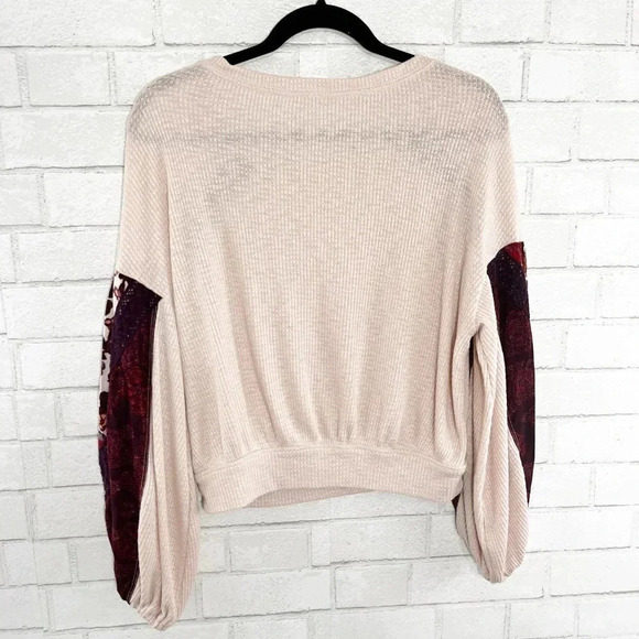 Free People Casual Clash Balloon Sleeve Thermal Top Rose Petal Print Women's XS - Picture 8 of 8